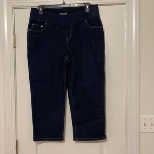 Woman within size 18 stretch Capri style jeans